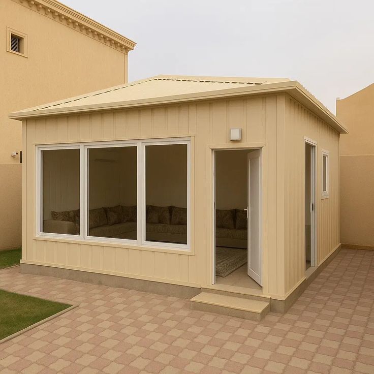 بناء ملاحق